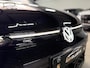 Volkswagen Golf 1.5 eTSI R-Line Edition Pano/Alcantara/Camera