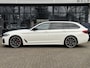 BMW 5-Serie Touring 520i High Executive M-Sport/Panorama/Leer/Head-Up/Laser/Navi/Clima/Cruise
