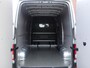 Volkswagen Crafter 35 2.0 TDI L3H3 141PK Camera/Trekhaak/Navigatie