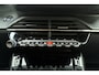Peugeot e-2008 EV Allure Pack 50 kWh 100% Elektrisch | Camera | Cruise Control | Navigatie | Apple Carplay | Android auto | 3D Instrumentenpaneel | 1e eigenaar