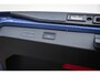 Volkswagen T-Roc 1.5 eTSI 150pk DSG R-Line First Edition | Black Style | 19" Velgen | Rondomzichtcamera | All Season Banden