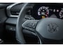 Volkswagen T-Roc 1.5 eTSI 150pk DSG R-Line First Edition | Black Style | 19" Velgen | Rondomzichtcamera | All Season Banden