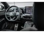 Volkswagen T-Roc 1.5 eTSI 150pk DSG R-Line First Edition | Black Style | 19" Velgen | Rondomzichtcamera | All Season Banden