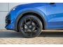 Volkswagen T-Roc 1.5 eTSI 150pk DSG R-Line First Edition | Black Style | 20" Velgen | Rondomzichtcamera | All Season Banden