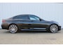 BMW 5-Serie 545e xDrive M-sport black edition | Incl. 12 maanden garantie Assisted driving | Head-up display | 6 cilinder! | Apple carplay/Android auto | Stoelverwarming | Parkeercamera | Harman/Kardon |