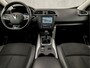 Renault Kadjar 1.2 TCe Intens Sport (PANORAMADAK, VIRTUAL COCKPIT, NAVIGATIE, CLIMATE, LEDER, CAMERA, GETINT GLAS, SPORTSTOELEN, CRUISE, LANE ASSIST, NIEUWSTAAT)