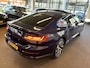 Volkswagen Arteon 2.0 TSI Business 3X R-Line | Panoramadak | Alcantara/Lederen bekleding | Digital dashboard | Adaptieve cruise control | Keyless | Achteruitrijcamera | Stoelverwarming voor+achter | Lane assist | Apple carplay | Elek. kofferklep | Elek. inklapbare spiegels