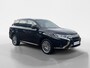 Mitsubishi Outlander 2.4 PHEV Pure+ Applecarplay | Dealer onderhouden | Achteruitrijcamera | PDC voor en achter | Climate control |Afneembare trekhaak