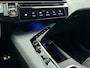 Peugeot E-3008 GT Avantage 73 kWh 210pk Automaat | 3-Fase Lader | Alarmklasse 3 | Navigatie | Climate Control | Adaptieve Cruise Control | 360 Camera | Matrix-LED Koplampen | Focal Geluidssysteem | 20" Lichtmetalen Velgen | Dodehoek Detectie | Keyless Entry/Start | Apple Carplay/Android Auto