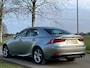 Lexus IS 300h 25th Edition | Limited Edition | Navigatie | Stoelverwarming | Camera | Trekhaak | NL-Auto
