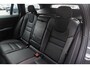 Volvo V60 2.0 T6 Plug-in hybrid AWD Plus Dark | 2000 kg trekgewicht | Sportstoelen Elektrisch Verstelbaar | Stoel + Stuurverwarming | harman/ kardon audio | Achterklep elektrisch | Lederen bekleding | Google services