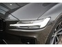 Volvo V60 2.0 T6 Plug-in hybrid AWD Plus Dark | 2000 kg trekgewicht | Sportstoelen Elektrisch Verstelbaar | Stoel + Stuurverwarming | harman/ kardon audio | Achterklep elektrisch | Lederen bekleding | Google services