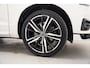 Volvo XC60 2.0 T8 Twin Engine AWD R-Design HEICO [ Bowers & Wilkins Panoramadak Memory Seats ]