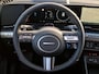 Hyundai Kona Electric Comfort Smart 65.4 kWh / Navigatie / Cruise Control Adaptief / Climate Control / Achterklep Elektrisch / Stoel & Stuurwiel Verwarming Voorzijde /