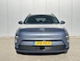 Hyundai Kona Electric Comfort Smart 65.4 kWh / Navigatie / Cruise Control Adaptief / Climate Control / Achterklep Elektrisch / Stoel & Stuurwiel Verwarming Voorzijde /