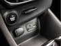 Renault Clio 0.9 TCe Intens Sport (PANORAMADAK, NAVIGATIE, CLIMATE, LEDER, CRUISE, BASS REFLEX, SPORTSTOELEN, LED KOPLAMPEN, PARKEERSENSOREN, GETINT GLAS, LM VELGEN, NIEUWSTAAT)