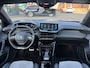 Peugeot e-2008 EV GT Pack 50 kWh SOH 90% | 3-Fase boordlader | Warmtepomp | Open Panoramadak | Camera | Stoelverwarming | Adaptieve Cruise Control | Full Option | Dealeronderhouden | Inclusief 12 mnd BOVAG garantie |