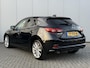 Mazda 3 2.0 SkyActiv-G 120 GT-M / Lederen Bekleding / Elektrisch verstelb. stoelen / Stoel en stuur verwarming / Navigatie / Bose / Head Up Display / 18" velgen /