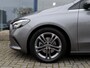 Mercedes-Benz B-klasse 180 Business Solution | Trekhaak | Camera | Parkeerhulp Voor + Achter | Navi | Privacy Glas | Automaat |