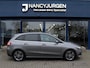 Mercedes-Benz B-klasse 180 Business Solution | Trekhaak | Camera | Parkeerhulp Voor + Achter | Navi | Privacy Glas | Automaat |