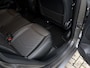 Mercedes-Benz B-klasse 180 Business Solution | Trekhaak | Camera | Parkeerhulp Voor + Achter | Navi | Privacy Glas | Automaat |