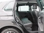 Volkswagen Tiguan 1.5 TSi 150 Pk Automaat R-Line Business+ | IQ.Light Matrix LED | Panoramadak | Virtual Cockpit | Elektrische Stoelen | Trekhaak | 19 Inch | Leder | Camera | 39.655 KM!!