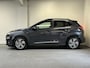 Hyundai Kona Electric EV Premium 64 kWh | 1e-EIG. | 3-FASE | SOH 100% | HEAD-UP | STOELKOELING |