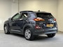 Hyundai Kona Electric EV Premium 64 kWh | 1e-EIG. | 3-FASE | SOH 100% | HEAD-UP | STOELKOELING |