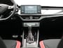 Skoda Kamiq 1.0 TSI Monte Carlo 116pk DSG Dealer O.H. | Panodak | Apple Carplay | RS Sportstoelen Verwarmd | LED Koplampen | Cruise Control | DAB | 18"L.M |
