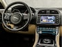 Jaguar XE 2.0 D Portfolio 164Pk Automaat (NAVIGATIE, CLIMATE, LEDER, CAMERA, ELEK SPORTSTOELEN, TREKHAAK, XENON, NIEUWE APK, NIEUWSTAAT)