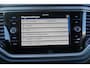 Volkswagen T-Roc 1.0 TSI 110pk Style | Achteruitrijcamera | Navigatie | Apple Carplay & Android Auto