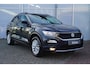 Volkswagen T-Roc 1.0 TSI 110pk Style | Achteruitrijcamera | Navigatie | Apple Carplay & Android Auto