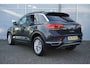 Volkswagen T-Roc 1.0 TSI 110pk Style | Achteruitrijcamera | Navigatie | Apple Carplay & Android Auto
