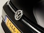Volkswagen Golf 1.5 TSI Sportline 150Pk Automaat (VIRTUAL COCKPIT, APPLE CARPLAY, DYNAMISCHE KNIPPERLICHTEN, KEYLESS, STOELVERWARMING, LED KOPLAMPEN, CAMERA, GETINT GLAS, ADAPTIVE CRUISE, NIEUWSTAAT)