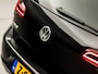 Volkswagen Golf 1.5 TSI Sportline 150Pk Automaat (VIRTUAL COCKPIT, APPLE CARPLAY, DYNAMISCHE KNIPPERLICHTEN, KEYLESS, STOELVERWARMING, LED KOPLAMPEN, CAMERA, GETINT GLAS, ADAPTIVE CRUISE, NIEUWSTAAT)