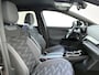 Volkswagen ID.5 Pro Advantage 77 kWh | Achteruitrijcamera | SoH 92% | 3-zone airco | Adaptieve cruise control | Keyless | CarPlay | Navigatie | Stoel- en stuurwielverwarming |