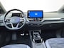Volkswagen ID.5 Pro Advantage 77 kWh | Achteruitrijcamera | SoH 92% | 3-zone airco | Adaptieve cruise control | Keyless | CarPlay | Navigatie | Stoel- en stuurwielverwarming |