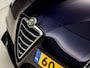 Alfa Romeo Giulietta 1.4 T Distinctive 170Pk (NAVIGATIE, CLIMATE, BRUIN LEDER, STOELVERWARMING, SPORTSTOELEN, CRUISE, LM VELGEN, PARKEERSENSOREN, TREKHAAK, NIEUWSTAAT)
