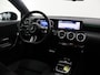 Mercedes-Benz A-klasse 180 AMG Line Panoramadak | 19inch LM Velegen | Multibeam led | Night pakket | Key less Go |