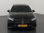 Mercedes-Benz A-klasse 180 AMG Line Panoramadak | 19inch LM Velegen | Multibeam led | Night pakket | Key less Go |