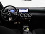 Mercedes-Benz A-klasse 180 AMG Line Panoramadak | 19inch LM Velegen | Multibeam led | Night pakket | Key less Go |