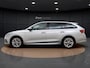 Skoda Octavia Combi 1.0 e-TSI Business Edition | CarPlay | Stoelverwarming | Keyless | Getint Glas |
