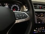 Volkswagen Passat Variant 1.5 TSI 150pk DSG Business Navigatie Parkeersensoren Climate Control