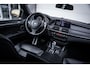 BMW X6 M 4.4i V8 555pk I Schuifdak I Carplay I TV's I Memory I HuD I Softclose I Trekhaak I 22'' I Historie-aanwezig