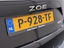 Renault Zoe R135 Intens 52 kWh SOH 92% Fase 3 Warmtepomp Apple Carplay Android Auto Navi Ecc Cruise Control Camera Pdc Lane Assist Stoel+Stuurverwarming Regen-Lichtsensor Parkeerhulp Dodehoek Lmv Privacy Glas Facelift model Eigen Accu Zeer compleet