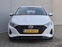 Hyundai i20 1.0 T-GDI Comfort Smart Handgeschakeld / Dealer onderhouden / Fabrieksgarantie tot 05-2028 / Stuur- & Stoel verwarming / Navigatie via Apple Carplay of Android Auto / Achteruitrijcamera / Cruise control / Climate control /