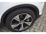 Volvo XC40 Recharge P8 AWD R-Design Wij zijn op afspraak geopend! Graag bellen voor uw komst.
