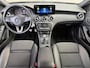 Mercedes-Benz A-klasse 180 Ambition APK 02-2027 | CarPlay | Climate!
