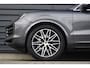 Porsche Cayenne 3.0 E-Hybrid 470pk Sport Chrono | Panorama | Matrix | ACC | 21'' Wielen | Bose | Trekhaak | Orig. NL |