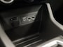 Renault Clio 1.0 TCe Sport (APPLE CARPLAY, NAVIGATIE, PARKEERSENSOREN, LM VELGEN, SPORTSTOELEN, CRUISE, GETINT GLAS, NIEUWE APK, NIEUWSTAAT)